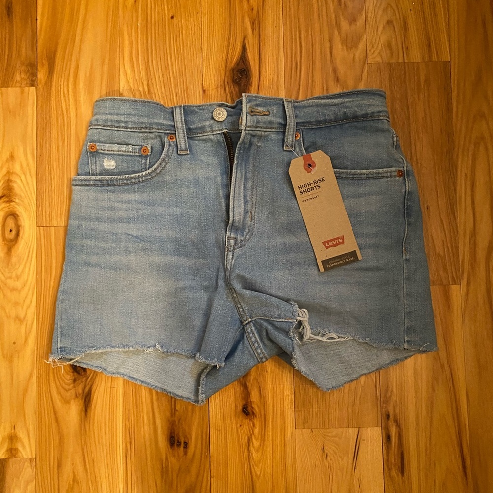 Levi High Rise Shorts
